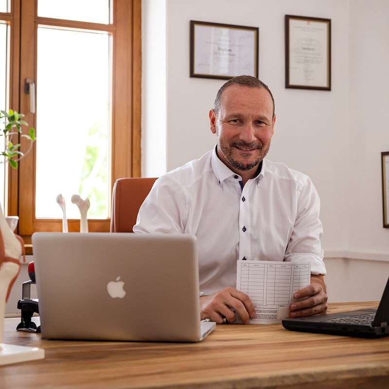 Dr. Herzeg verwendet und empfiehlt den Moveo